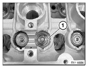 G04741743