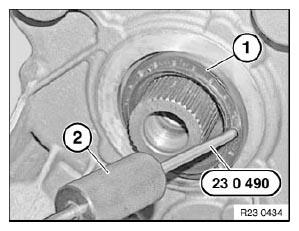 G04742229