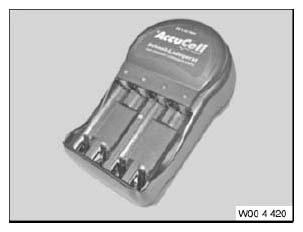 G04745047