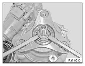 G04745130