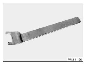G04745513