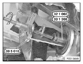G04749254