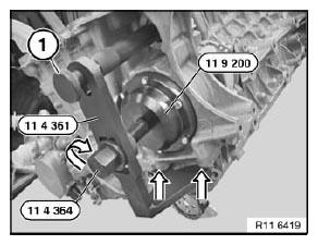 G04751079