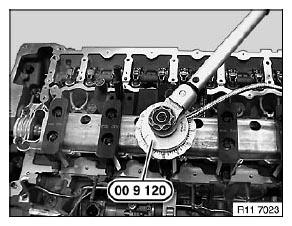 G04754943
