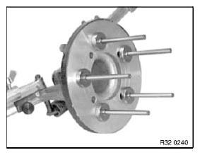 G04757483
