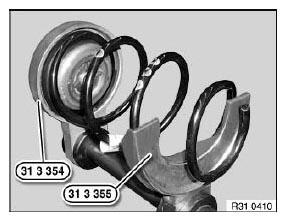 G04760372