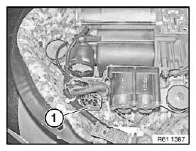 G04767295