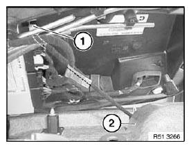 G04767957