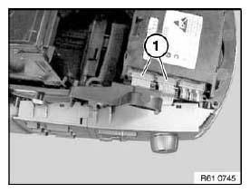 G04768592