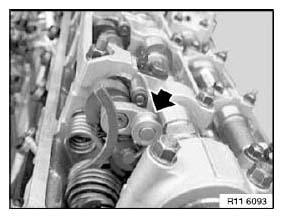 G04773853