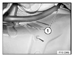 G04774083