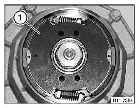 G04777881
