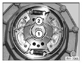 G04777882
