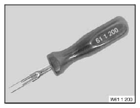G04781696