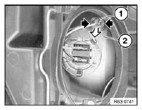 G04786402
