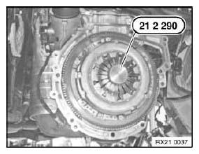 G04796584