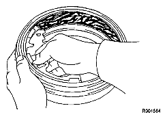 G04832370