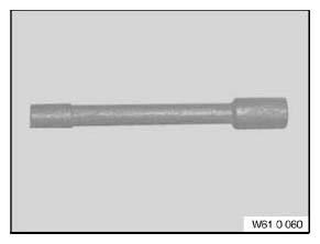 G04957251