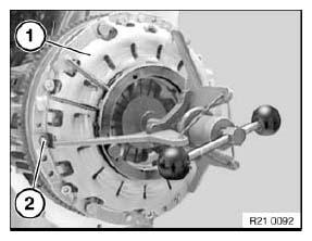 G04957306