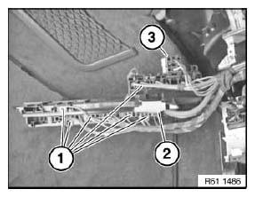 G04957518