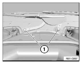 G04957736