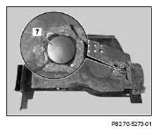 G04960136