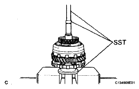 G04976413