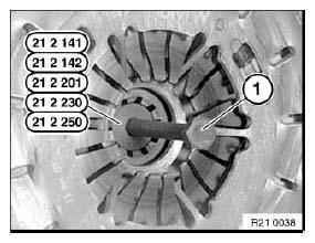 G05476244
