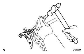 G05824704