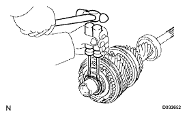 G05824775
