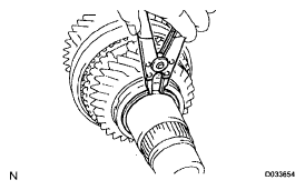 G05824779