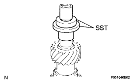 G05824877