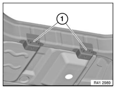 G06899704