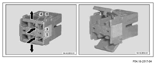 G07636977