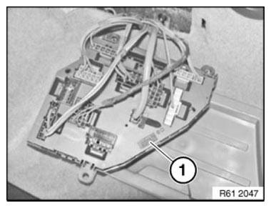 G08422406