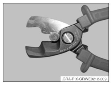 G08489610