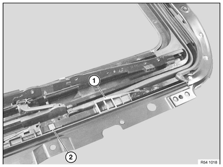 G08530037