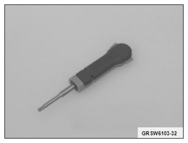 G09835817