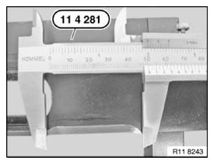 G09836366