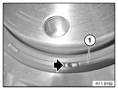 G09844480
