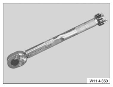 G09856900