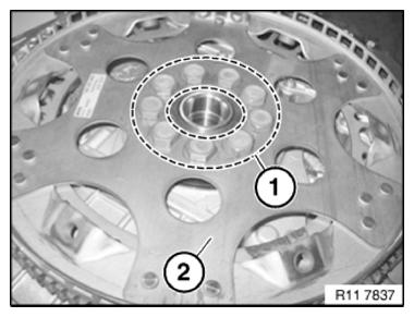 G09873983