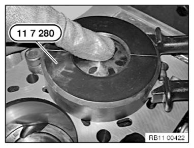G09874029
