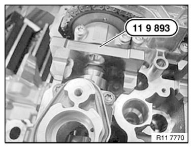 G09874682