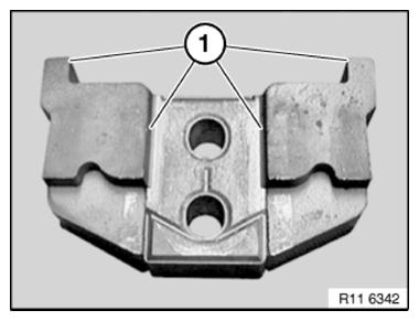 G09874764