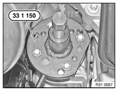 G09877247