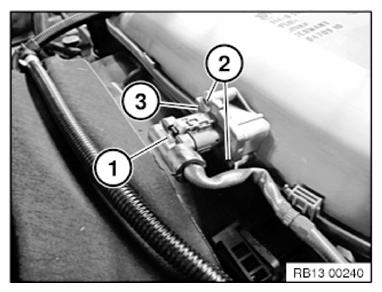 G09917818