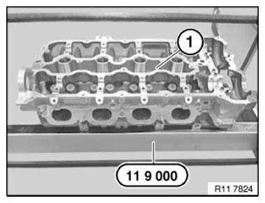G09923832
