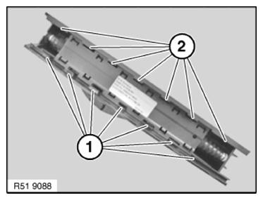 G09925925