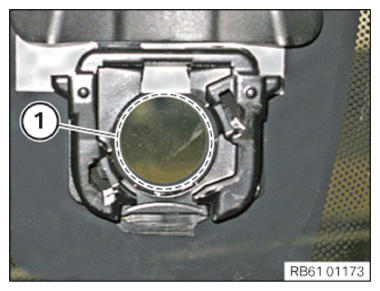 G09928947